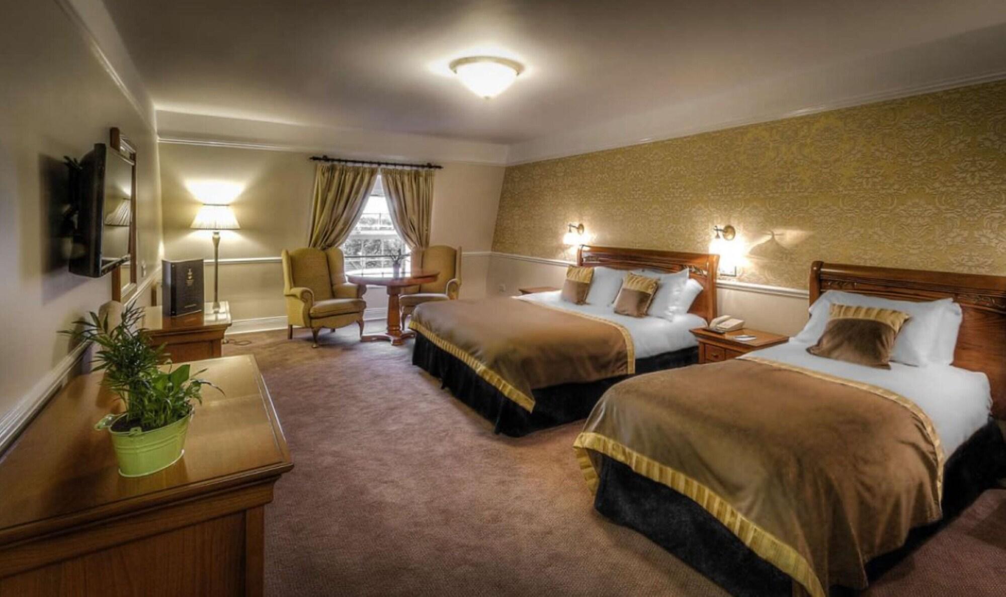 Celbridge Manor Hotel Exterior foto