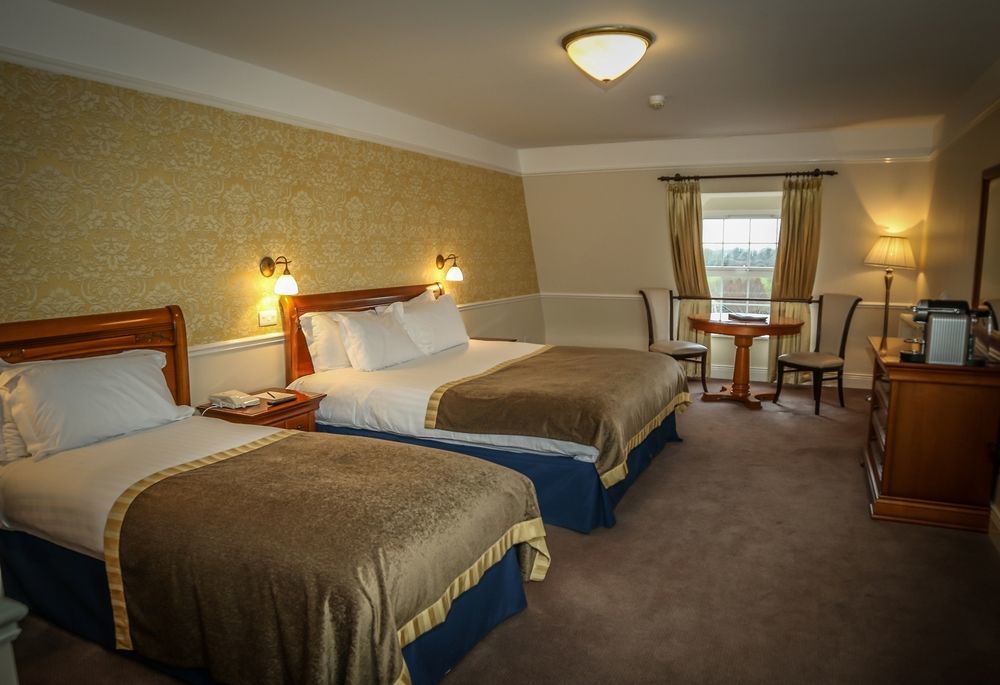 Celbridge Manor Hotel Exterior foto