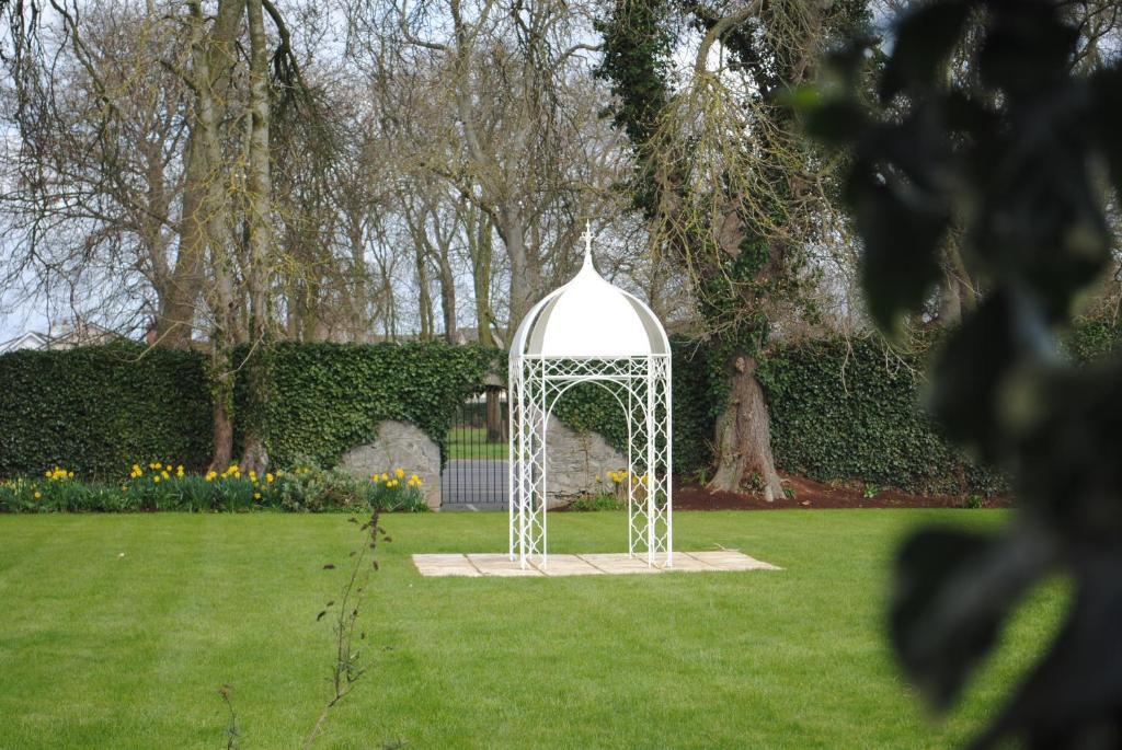 Celbridge Manor Hotel Exterior foto